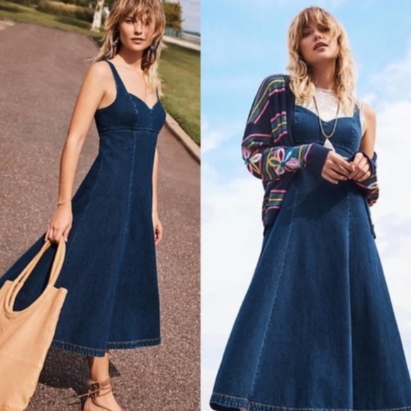 HOLDING HORSES Dresses & Skirts - Holding Horses Anthropologie Edythe Corset Sleeveless Midi Dark Denim Dress